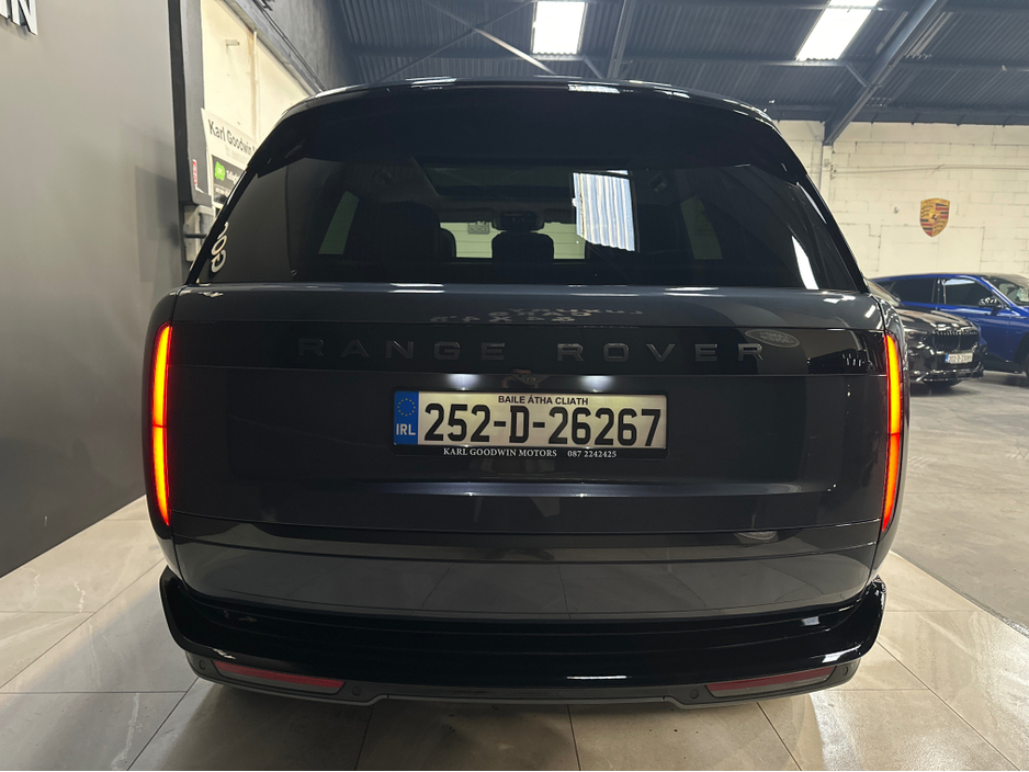 2025 Land Rover Range Rover P460 E-HYBRID HIGH SPEC NEW €149,950