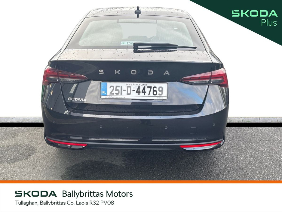 2025 Skoda Octavia Selection 2.0TDI 115HP €32,850
