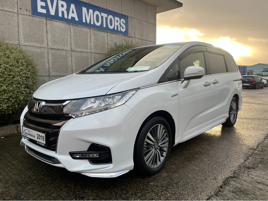 2019 Honda Odyssey 8 SEATER ABSOLUTE AUTOMATIC HYBRID 2.0 PETROL //KEYLESS ENTRY//REVERSE CAMERA//ADAPTIVE CRUISE CONTROL//ELECTRIC DRIVERS SEAT// €29,950