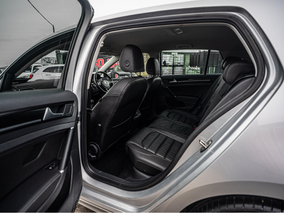 2017 Volkswagen Golf 2017 Golf 1.2tsi HIGHLINE/High spec/1yr warranty €16,888