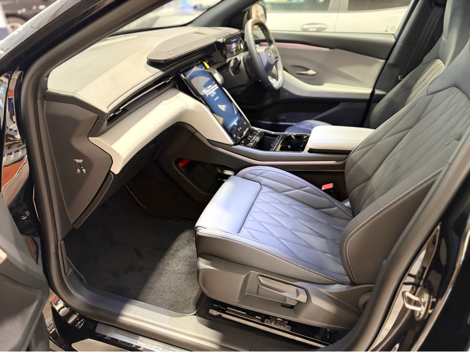 2026 Ford Capri PREMIUM 5DR 77KWH ZE2 CT €54,500