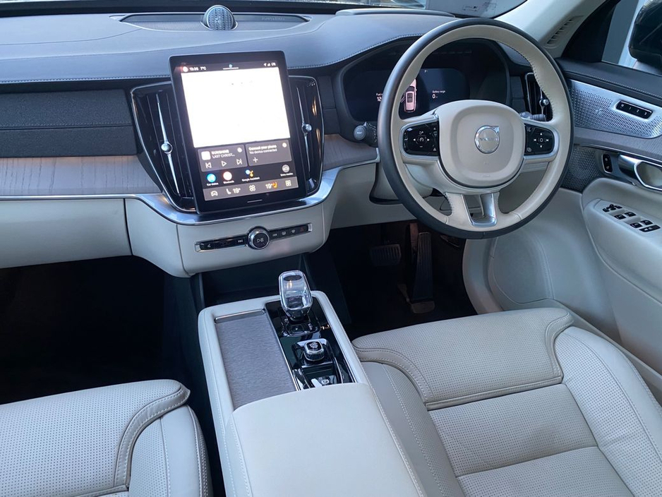 2025 Volvo XC90 T8 Ultra Dark AWD Auto (PHEV) €84,900