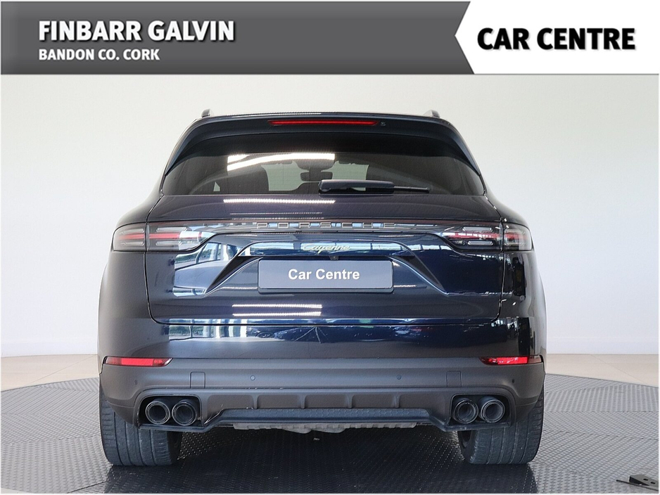 2022 Porsche Cayenne 3.0V6 E-Hybrid Platinum Edition 4WD Auto €71,950