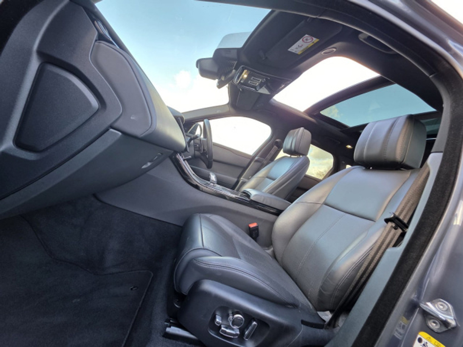 2024 Land Rover Range Rover Velar HSE Dynamics 4WD €65,895