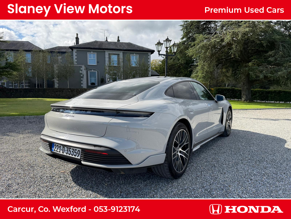 2022 Porsche Taycan 4X2 AUTO €69,950