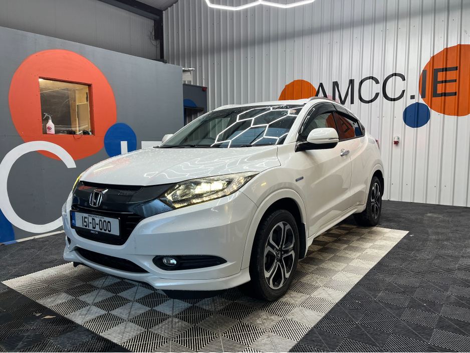 2015 Honda Vezel €15950! 2015 HONDA VEZEL HYBRID Z 1.5 AUTOMATIC / HEATED SEATS / CRUISE CONTROL / REVERSE CAMERA €15,950