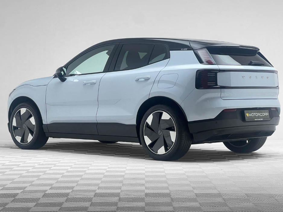 2024 Volvo EX30 PLUS PERFORMANCE AWD 69KWH 422HP €34,990