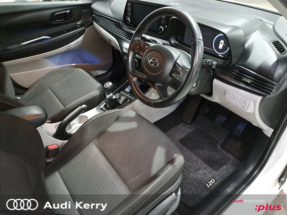 2022 Hyundai i20 DELUXE PLUS 1.2 WITH REAR CAMERA