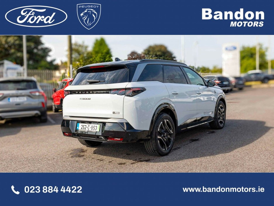 2025 Peugeot 5008 Electric Peugeot GT 5008 BEV 73kwh 210hp GT €53,950