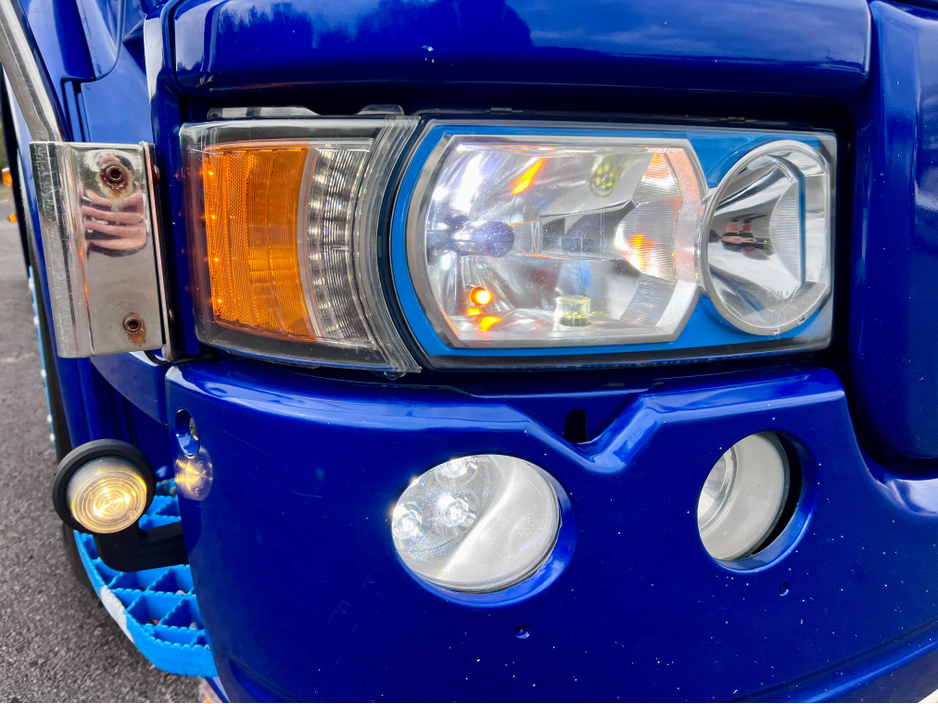 2005 Scania 94D 310hp 164 480 LEFT HAND DRIVE 2DR R164 LA 4X2 NAV