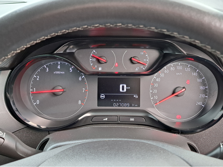 2022 Opel Crossland SRI 1.5TD 110BHP **HALF LEATHER** €18,950