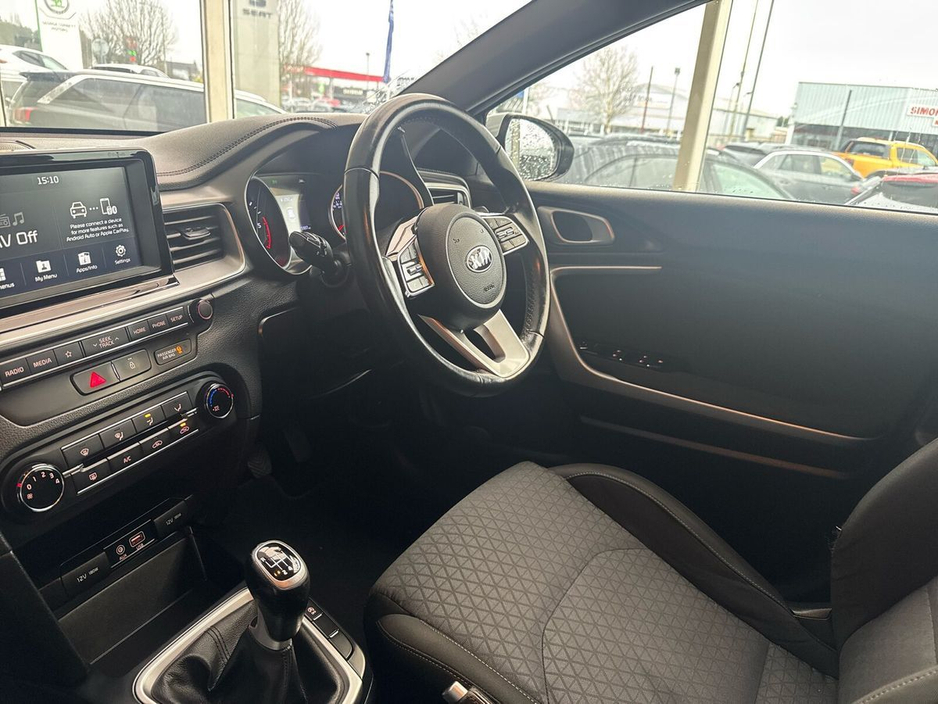 2019 Kia Ceed 1.6 K3 Diesel €15,975