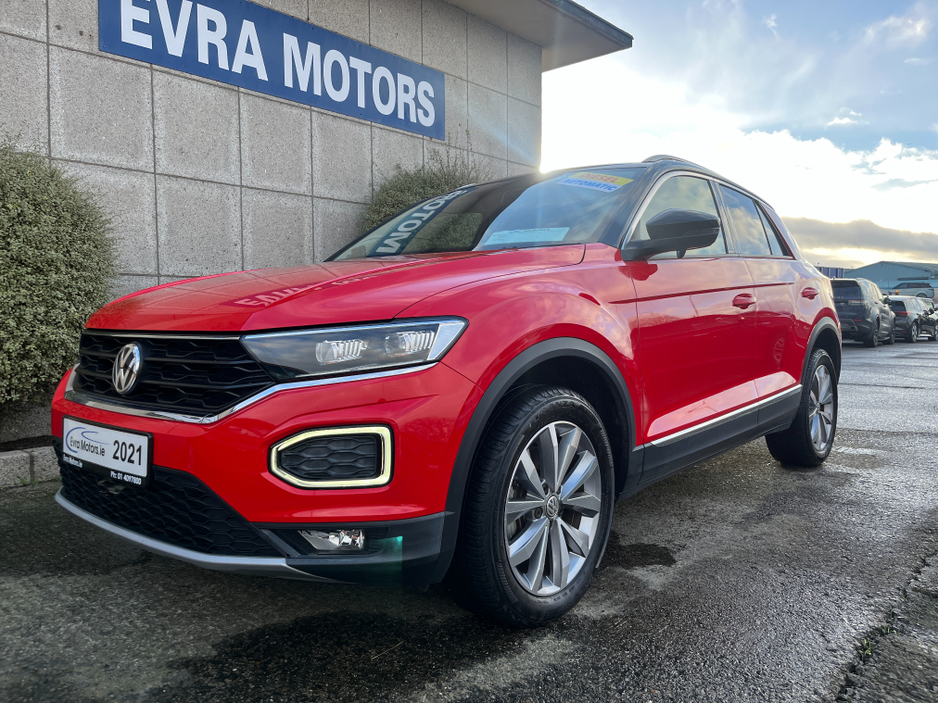 2021 Volkswagen T-Roc STYLE AUTOMATIC 2.0 DIESEL //LOW MILES//KEYLESS ENTRY//REVERSE CAMERA//ADAPTIVE CRUISE CONTROL//BLIND SPOT WARNING// €25,950