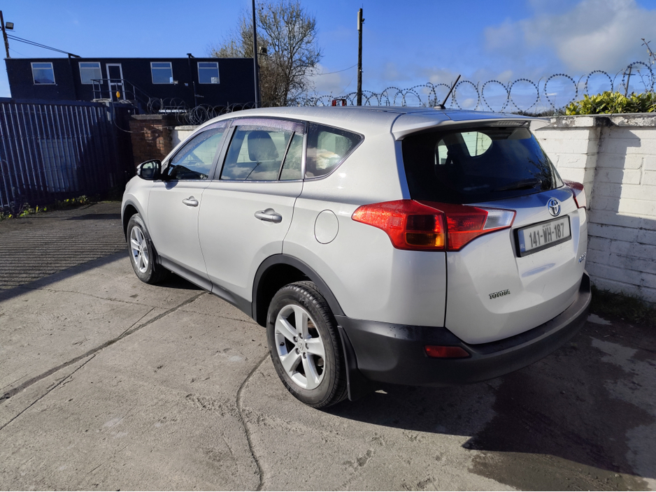 2014 Toyota Rav4 RAV4 2.0 D-4D AURA 2WD 5DR SUV €9,950