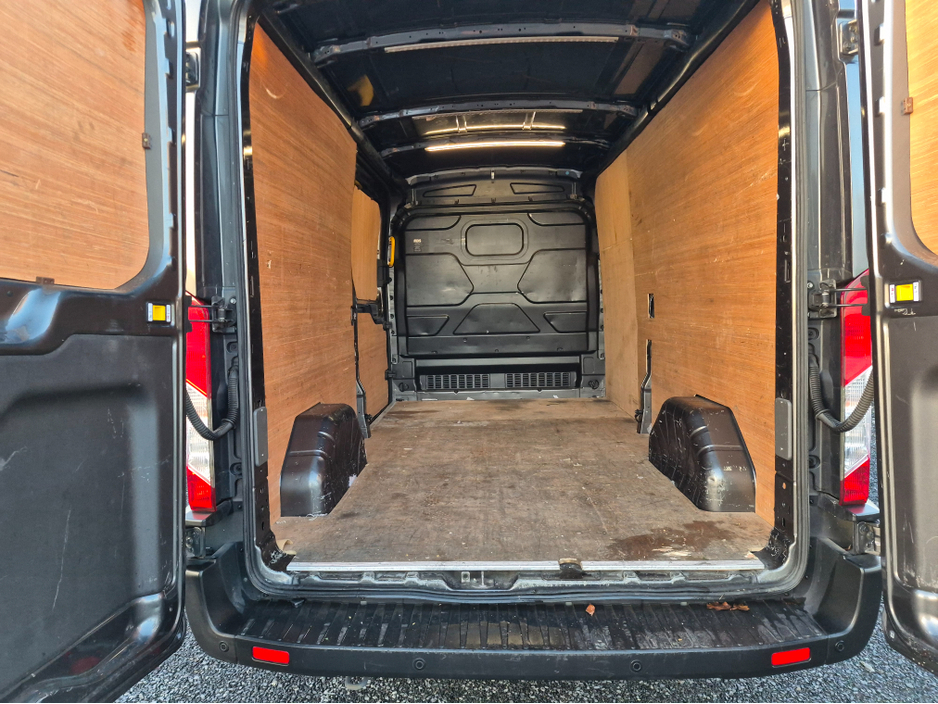 2023 Ford Transit 350L LIMITED EDITION 2.0 TD 130BHP HEV1 M6 FWD €22,300