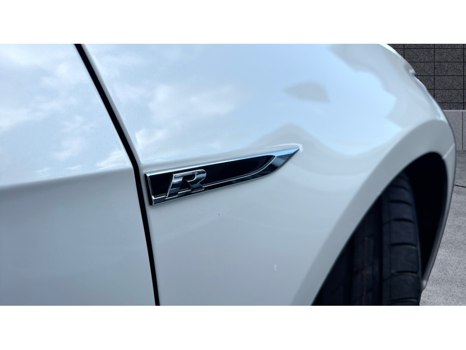 2015 Volkswagen Golf GOLF R 300BHP / AUTO / DSG / 4MOTION / LEATHER / 12MONTH WARRANTY / 90,000 €24,900