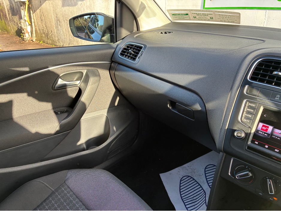 2016 Volkswagen Polo 1.2i TSI Petrol Automatic Comfortline €13,500