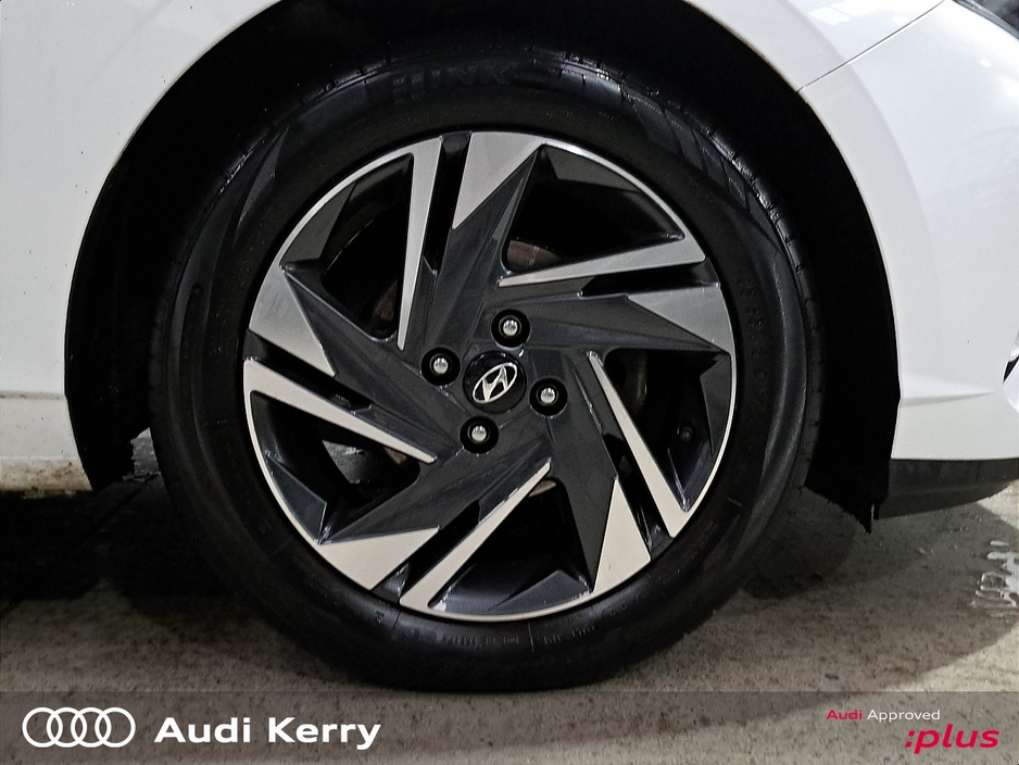 2022 Hyundai i20 DELUXE PLUS 1.2 WITH REAR CAMERA