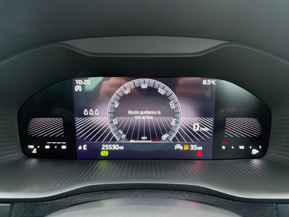 2023 Skoda Karoq SE DRIVE 2.0TDI (116PS) DSG €30,950