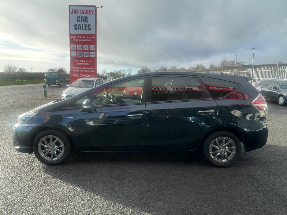 2016 Toyota Prius Alpha 2016 Toyota Prius Alpha €16,950