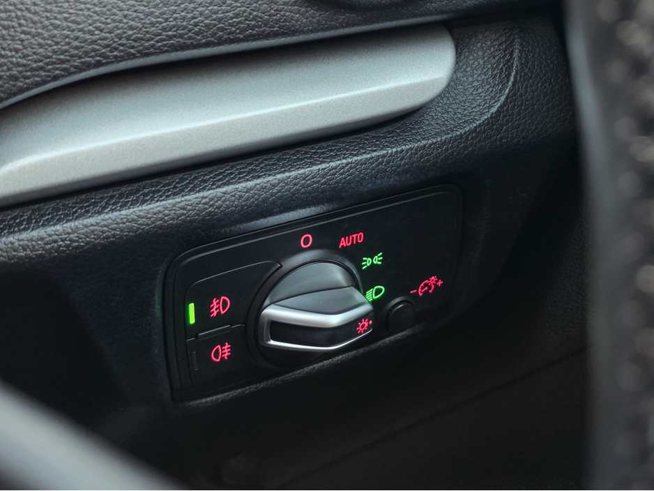 2016 Audi A3 SALOON 1.4 TFSI PRIVACY GLASS CAMERA PARKING SENSORS LOW TAXBAND €16,750