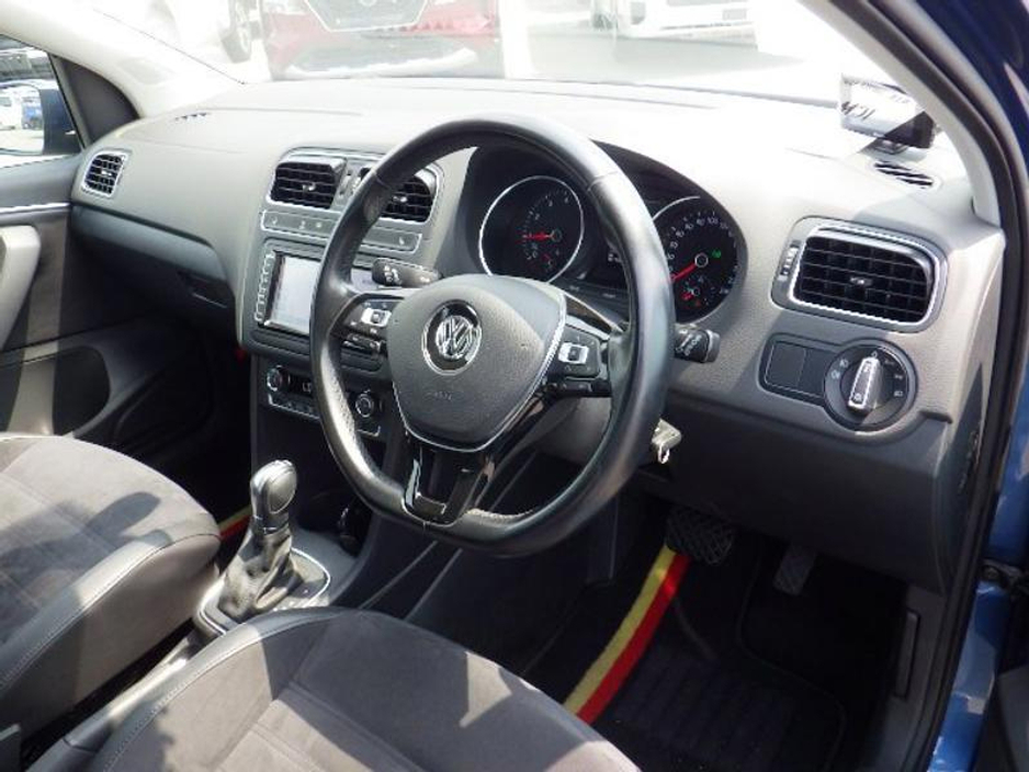 2017 Volkswagen Polo TSI HighLine Mystar €13,750