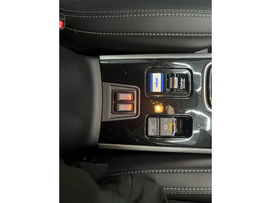 2019 Mitsubishi Outlander €23450! 2019 MITSUBISHI OUTLANDER PHEV G 2.4 AUTOMATIC / ELECTRIC HEATED SEATS / CRUISE CONTROL €23,450