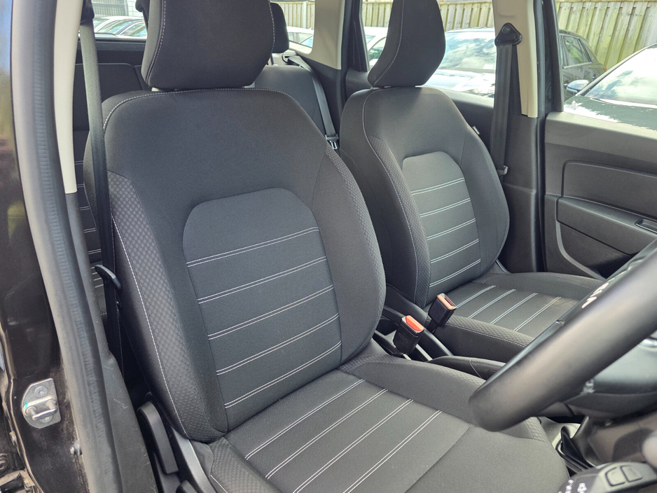 2023 Dacia Duster 1.5 Blue dCi 115 Expression €17,950