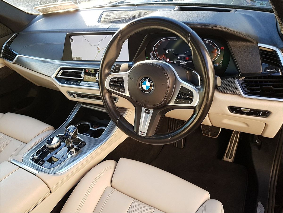 2022 BMW X5 xDrive30d M Sport €89,995