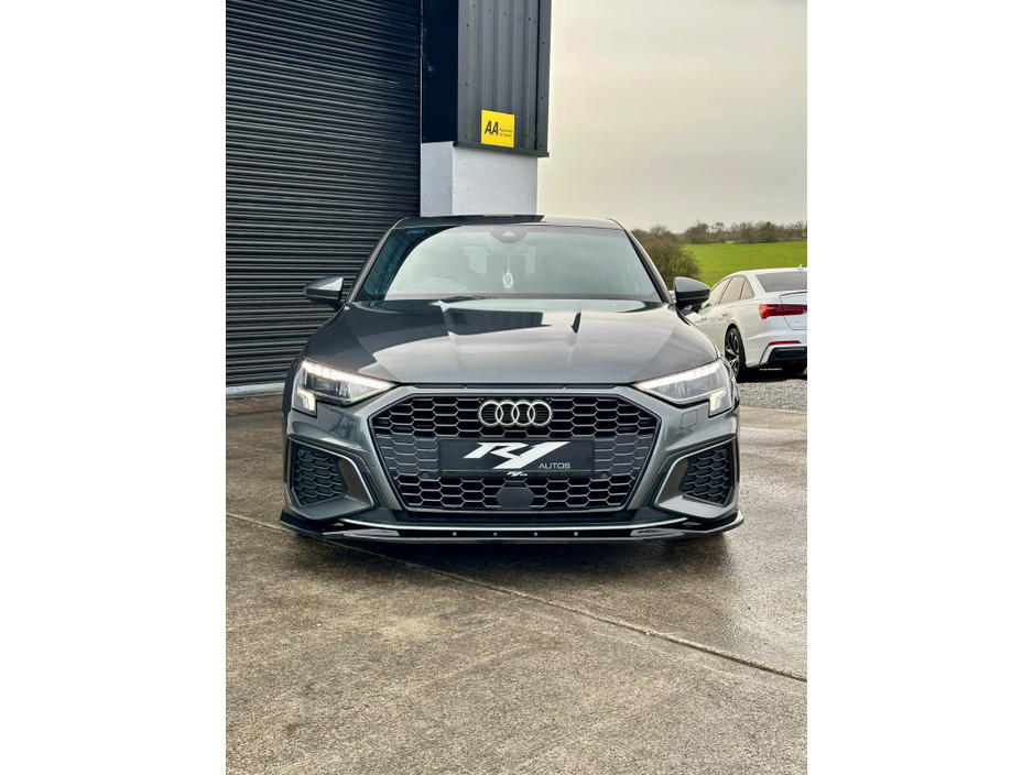 2022 Audi A3 35 TDI 150HP S tronic S Line €36,995
