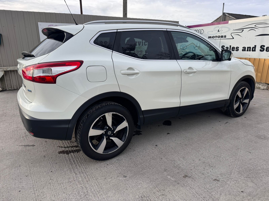 2015 Nissan Qashqai 1.5 DCI 110PS 5DR N-TEC+ €10,800