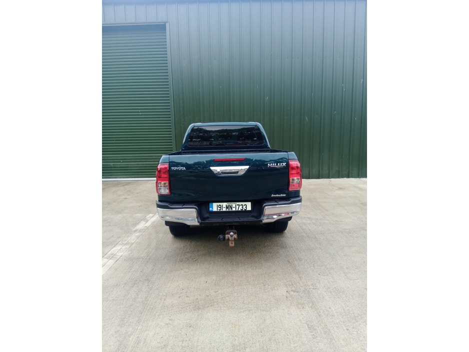 2019 Toyota Hilux 2.4D4D INVINC 148BHP D/C €23,500