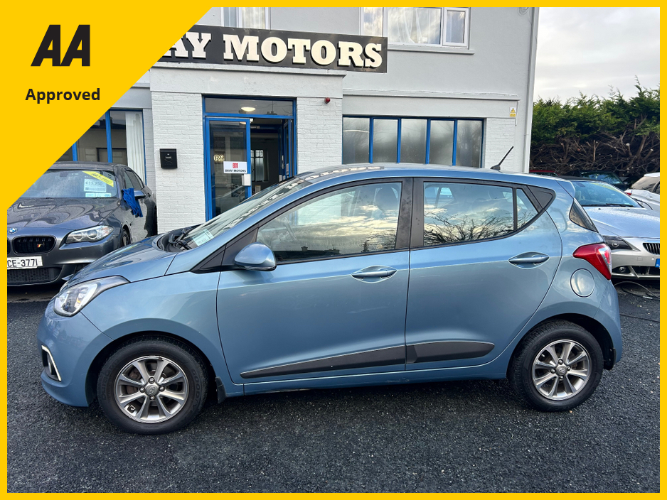 2016 Hyundai i10 2016 HYUNDAI i10 1.0 PETROL DELUXE LOW KMS €8,450