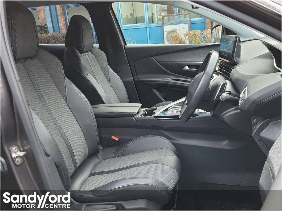 2023 Peugeot 3008 1.2 AUTOMATIC 1.2 Petrol ALLURE €31,950