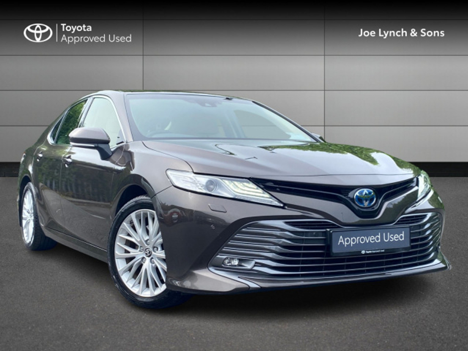2021 Toyota Camry Platinum €32,995