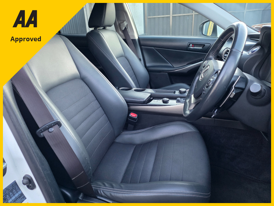 2014 Lexus IS 300 h * 2.5 PETROL/HYBRID * NEW NCT €13,900