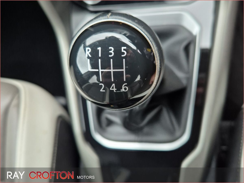 2021 Volkswagen T-Roc 1.0 TSI 110bhp Design €23,950