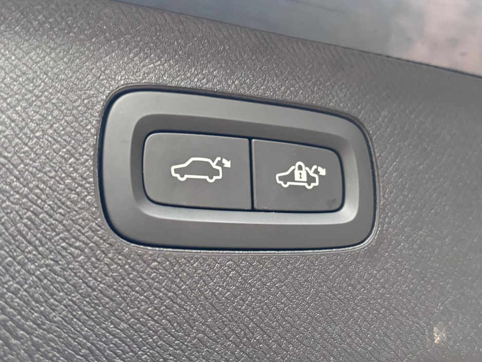 2025 Volvo XC90 2.0 T8 ULTRA 455BHP AWD 7 SEAT €82,950