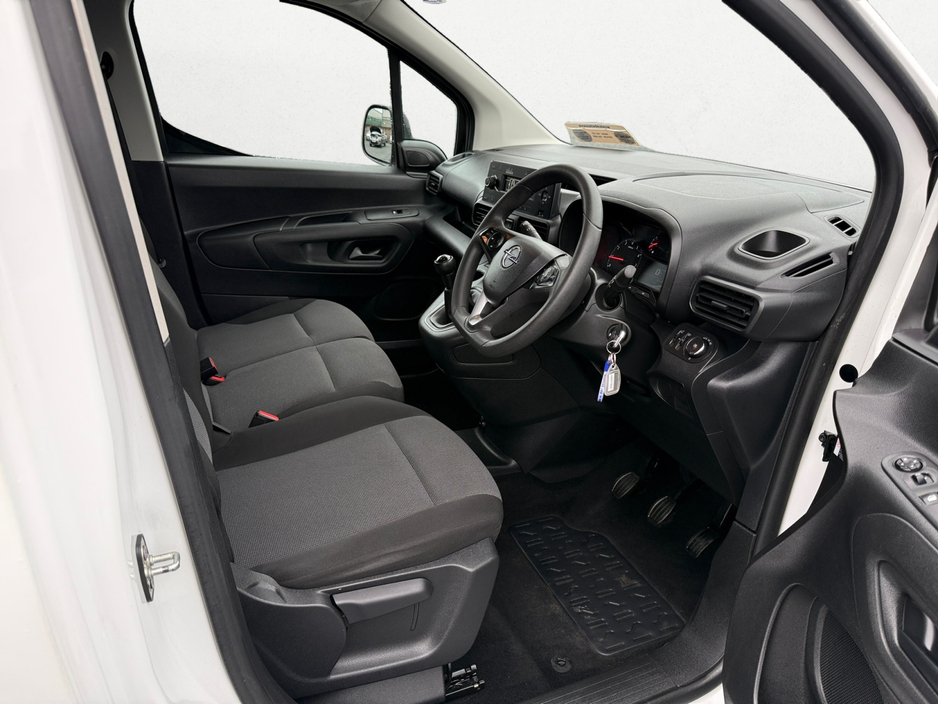 2021 Opel Combo 1.5CDTI 3 SEATS - NATIONWIDE WARRANTY - €41/WEEK NO DEPOSIT €8,949