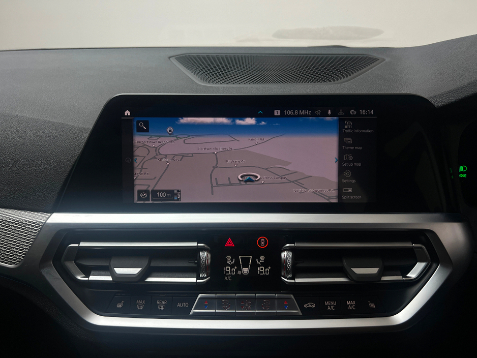 2022 BMW 3 Series 330E M SPORT €27,990