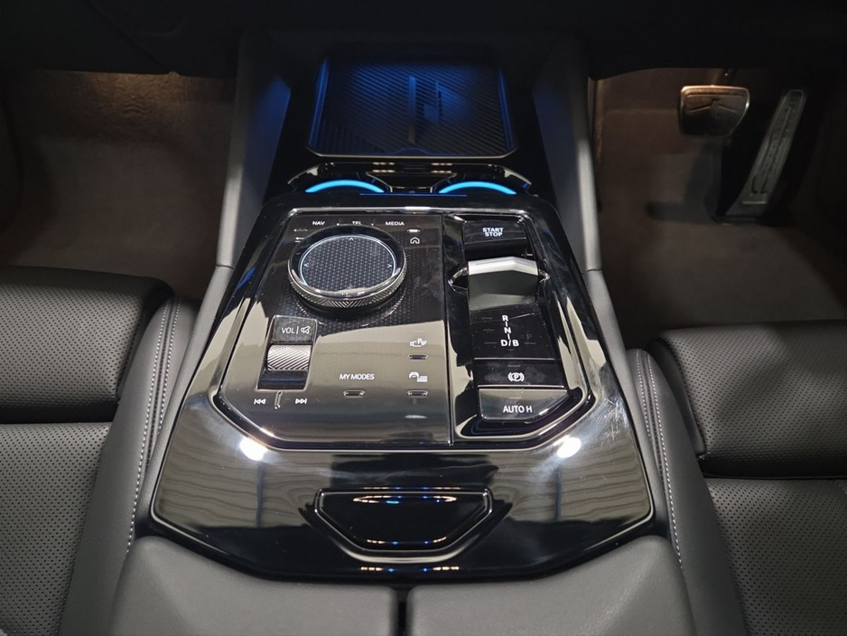 2025 BMW i5 M60 Saloon €82,950