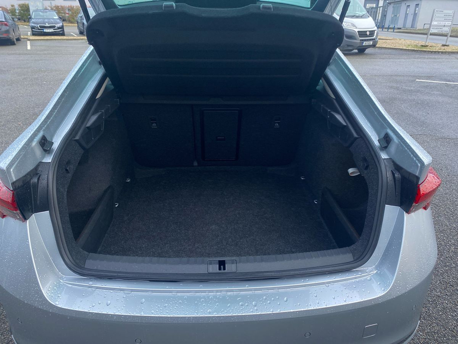 2025 Skoda Octavia Selection 2.0TDI 115HP €33,995