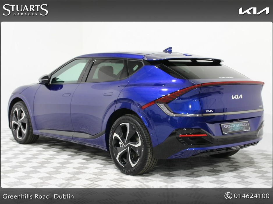 2022 Kia EV6 EV6 GT LINE: YACHT BLUE METALLIC, BLACK AND IVORY ALCANTARA INTERIOR, SUNROOF, 360 CAMERAS, WIRELESS CHARGING, HEADS UP DISPLAY €31,945