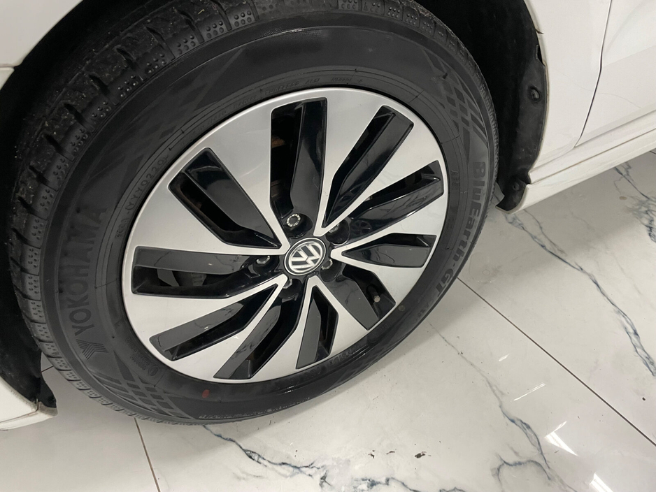 2016 Volkswagen Polo 1.0 5DR 75HP Comfortline €12,995