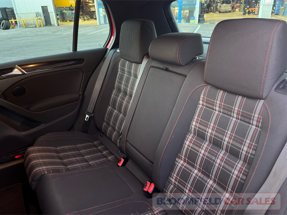 2012 Volkswagen Golf 2.0 GTI , DSG // LOW MILEAGE €13,950