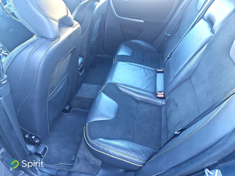 2017 Volvo XC60 D4 (190hp) FWD R-Design, Auto, Alcantara/Leather Sport Seats, Rear Parking Sensors, City Safe Braking, Cruise Control, Bluetooth Connectivity, Sat. Nav, Keyless Start €25,950