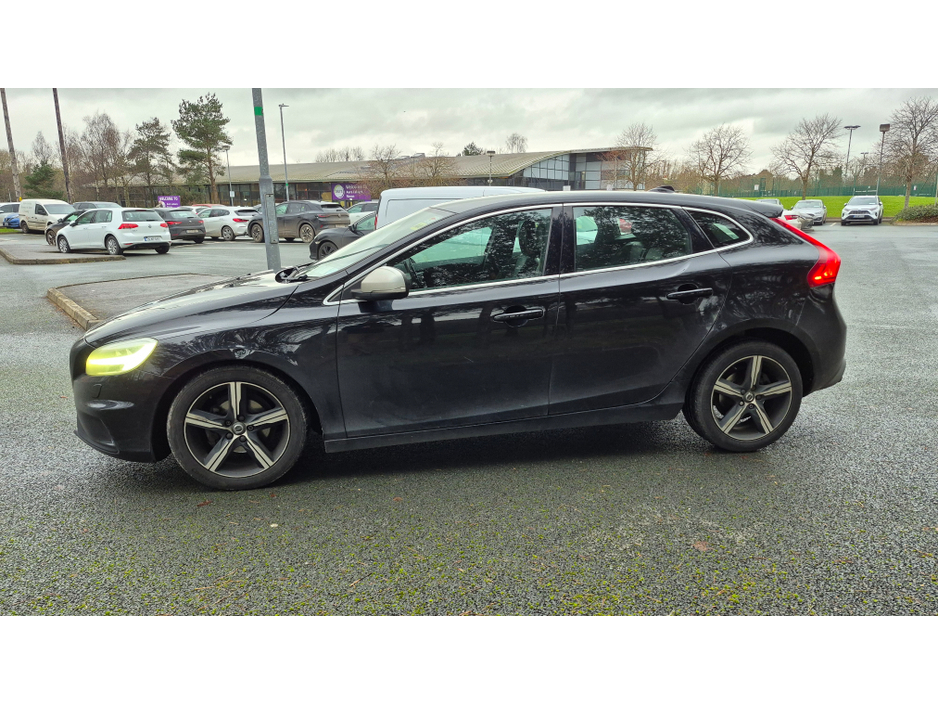 2016 Volvo V40 2.0 D2 R-DESIGN 120BHP 5DR 40 SERIES €8,250