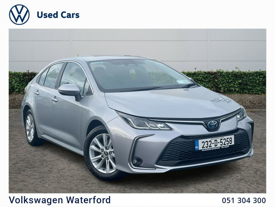 2023 Toyota Corolla 1.8 Hybrid Luna Saloon €22,475