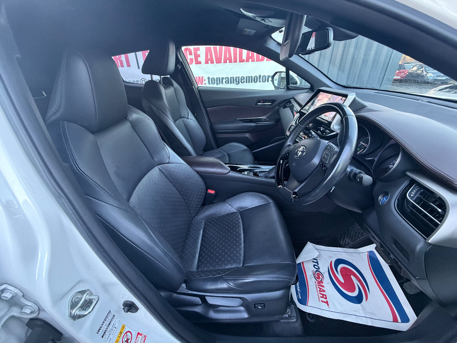 2018 Toyota C-HR 1.8 HYBRID SPORT €18,500