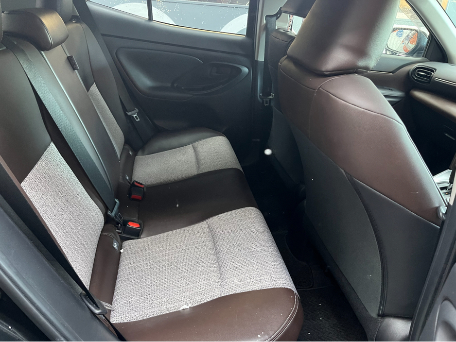 2021 Toyota Yaris Cross €22950! 2021 YARIS CROSS 1.5 HYBRID / 80k KMs / HEATED SEATS , REVERSE CAMERA , ADAPTIVE CRUISE & MORE €22,950